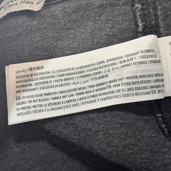 Abercrombie & Fitch Ultra High Rise Skirt 25 / 0 Black Fray Denim - Picture 5 of 8